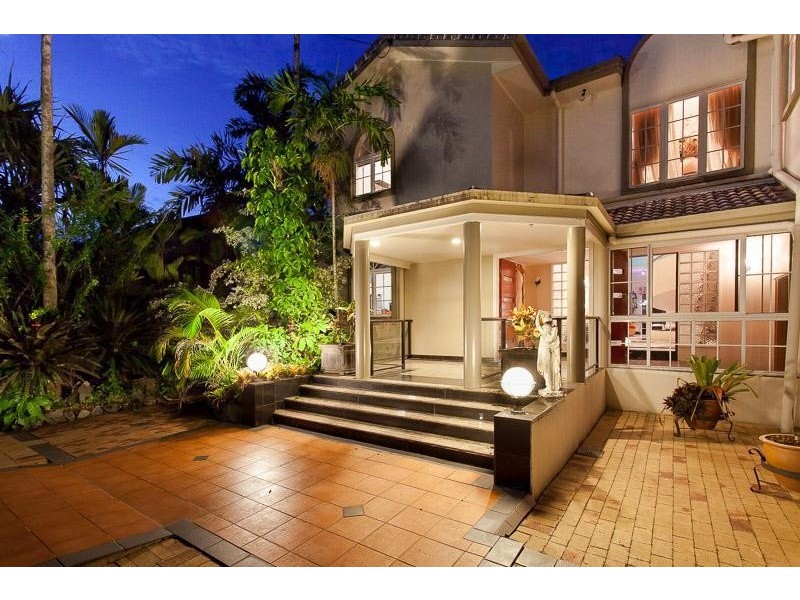 58 Koppen Terrace, Mooroobool QLD 4870