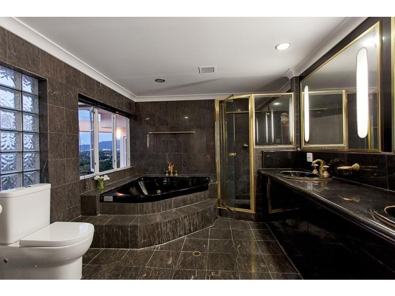 58 Koppen Terrace, Mooroobool QLD 4870