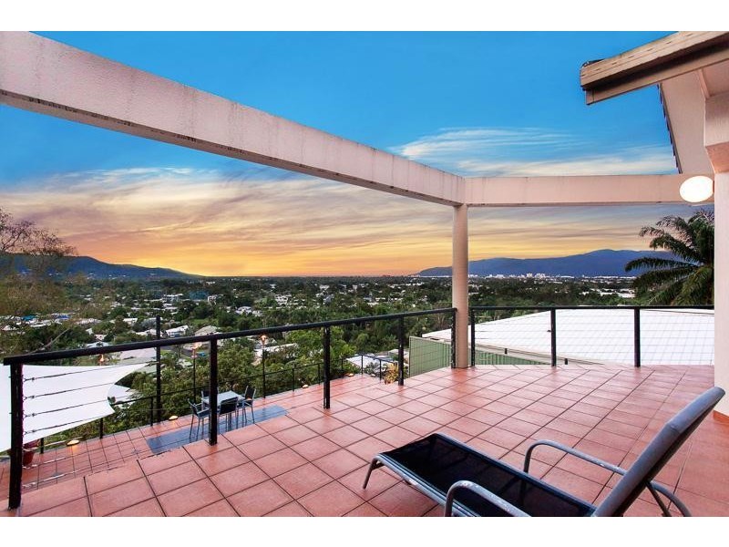 58 Koppen Terrace, Mooroobool QLD 4870