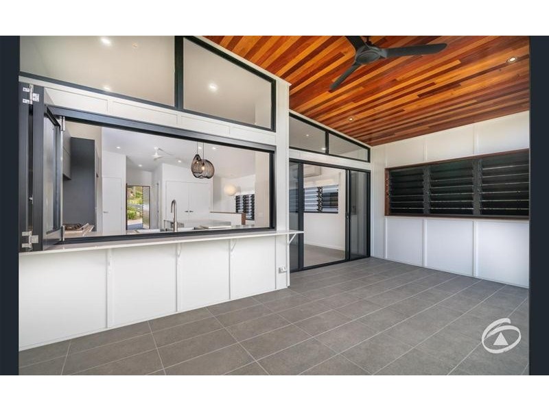 6a Diamond Close, Stratford QLD 4870