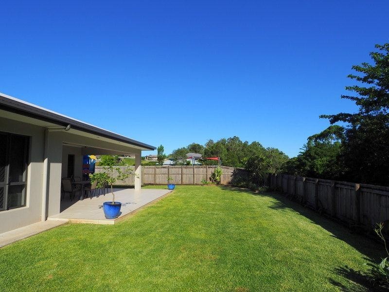 71 Sunbird Drive, Woree QLD 4868