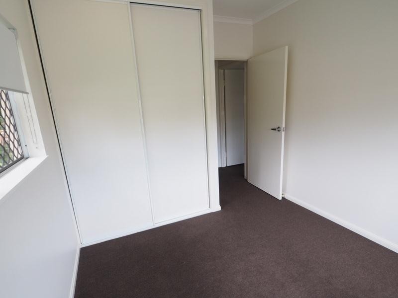 11/2 Grantala  Street, Manoora QLD 4870