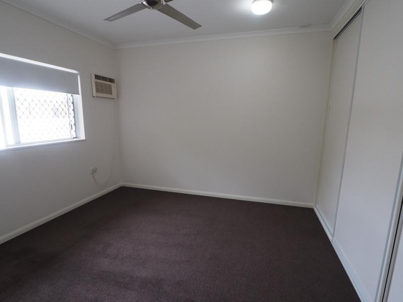 11/2 Grantala  Street, Manoora QLD 4870