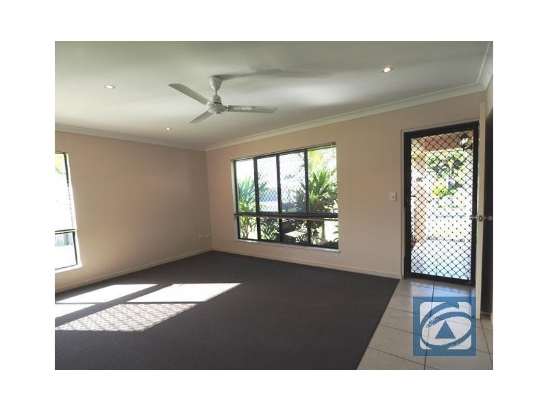 6  Messina Close, Kanimbla QLD 4870
