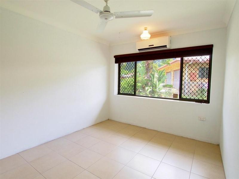 20 Primrose Street, Mooroobool QLD 4870