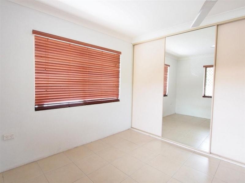 20 Primrose Street, Mooroobool QLD 4870