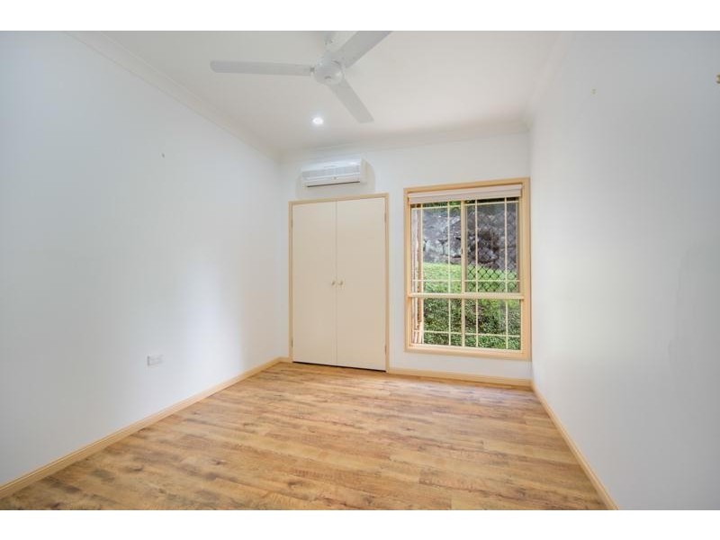 15 Eugenia Crescent, Redlynch QLD 4870