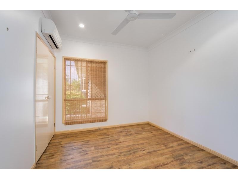 15 Eugenia Crescent, Redlynch QLD 4870