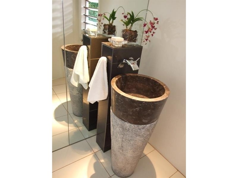 30 Howe Street, Cairns North QLD 4870