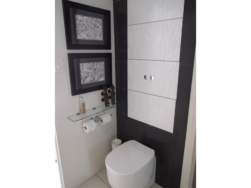 30 Howe Street, Cairns North QLD 4870