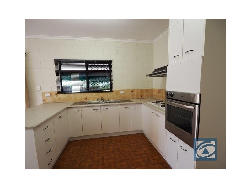 10 Lowanna Close, White Rock QLD 4868