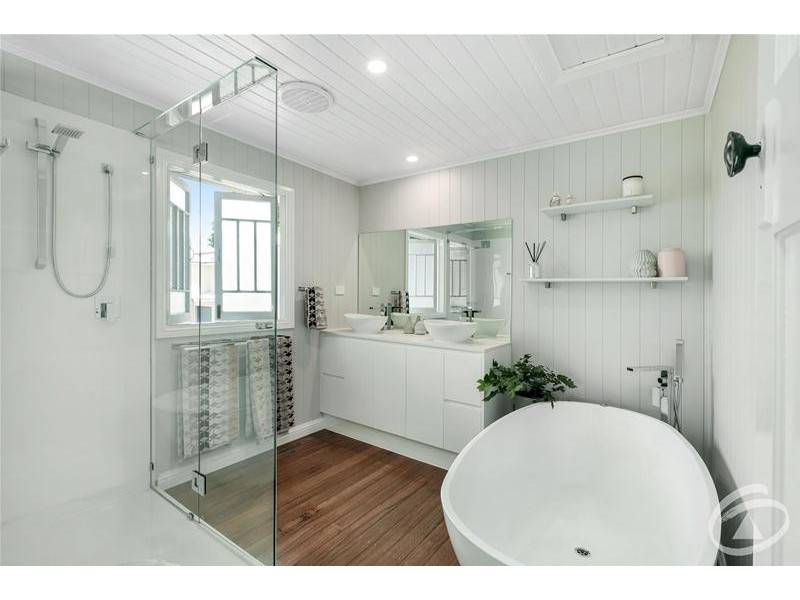 25A Cairns Street, Cairns North QLD 4870