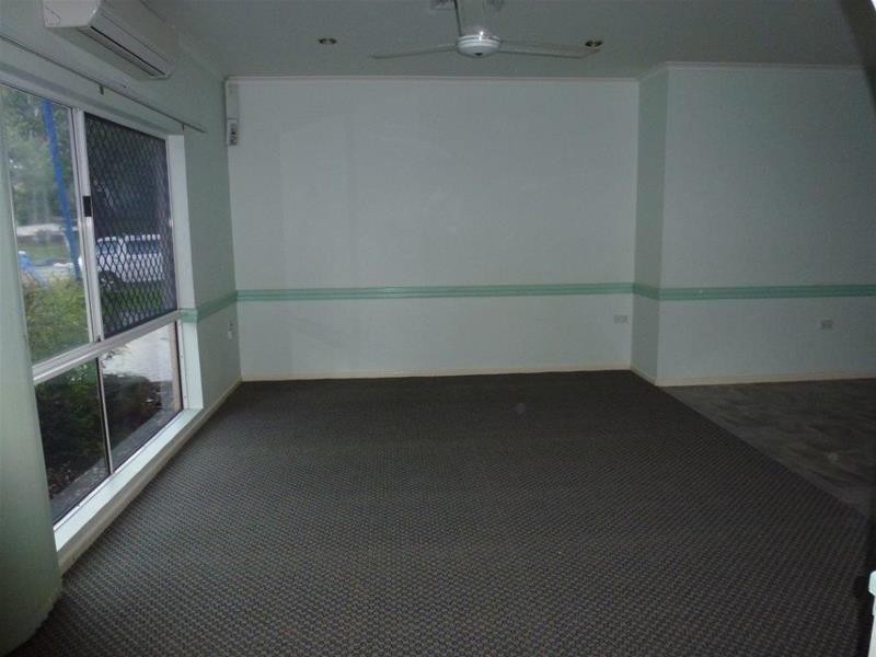 8 Loridan Drive, Brinsmead QLD 4870