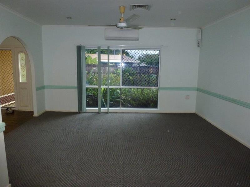 8 Loridan Drive, Brinsmead QLD 4870