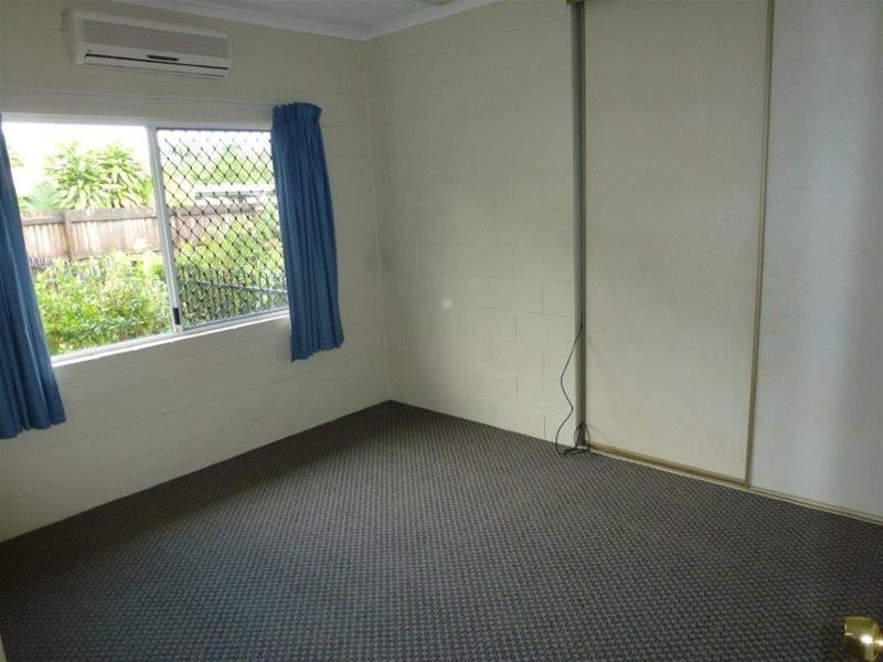 8 Loridan Drive, Brinsmead QLD 4870