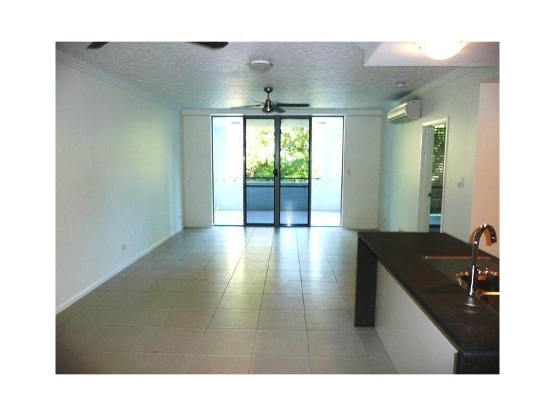 4/9-15 Mclean Street, Cairns North QLD 4870