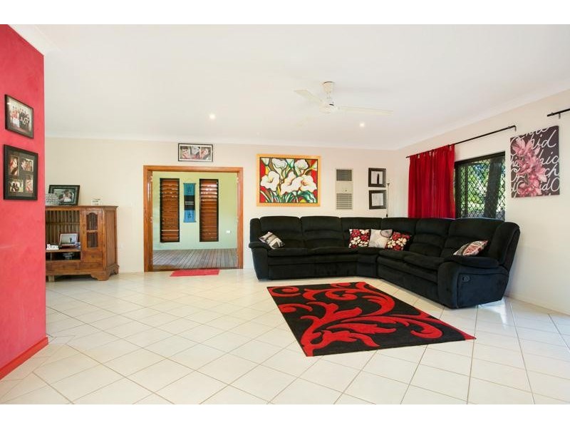 6 Villa Street, Bayview Heights QLD 4868