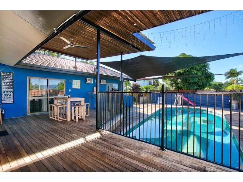 6 Villa Street, Bayview Heights QLD 4868