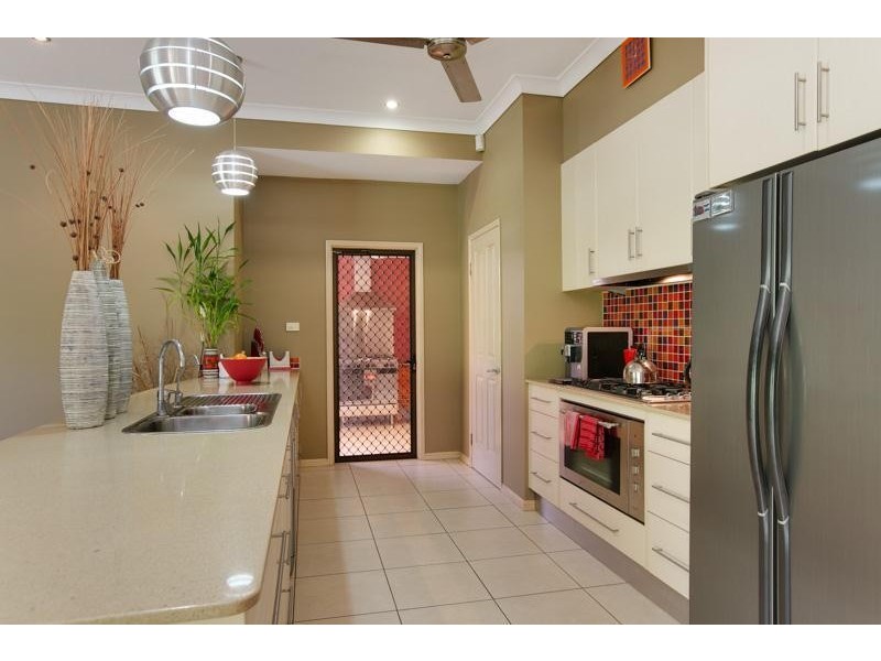 49 The Peak, Brinsmead QLD 4870