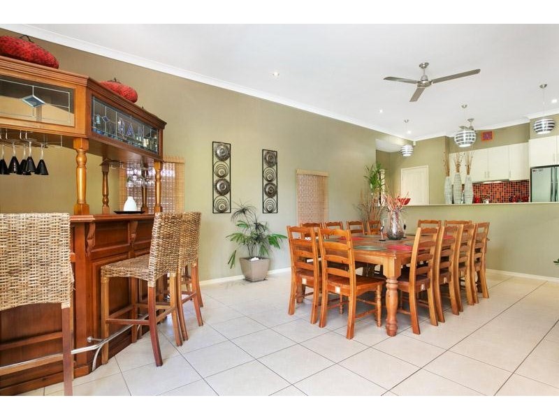 49 The Peak, Brinsmead QLD 4870