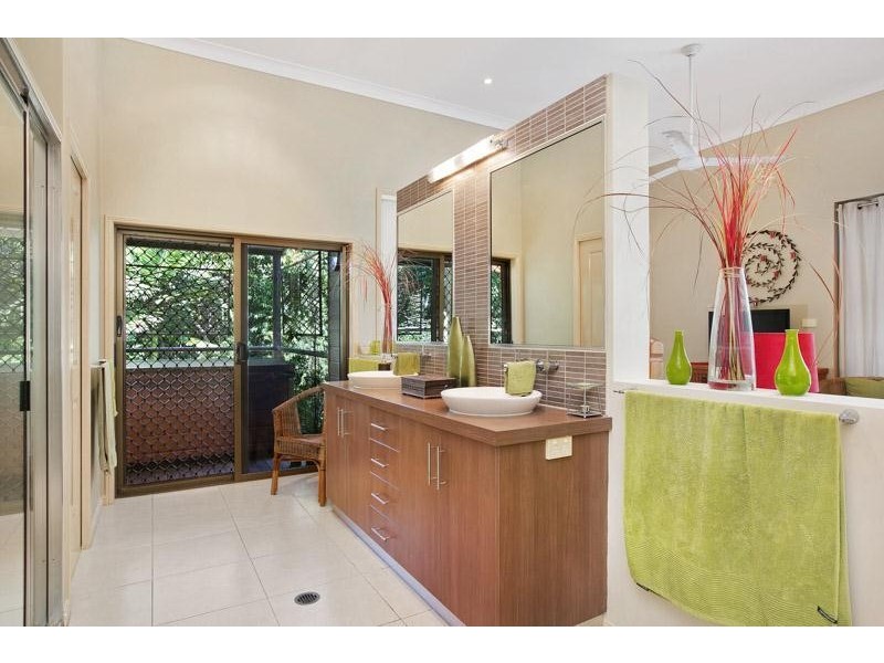 49 The Peak, Brinsmead QLD 4870