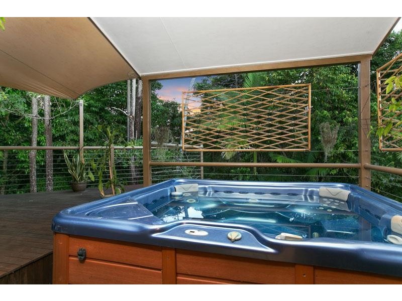 49 The Peak, Brinsmead QLD 4870