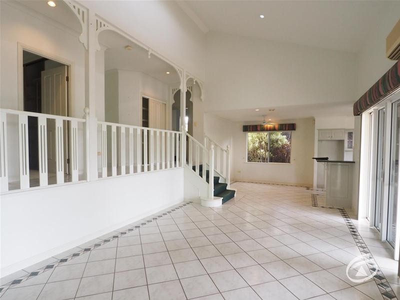 2 Greenock Way, Brinsmead QLD 4870