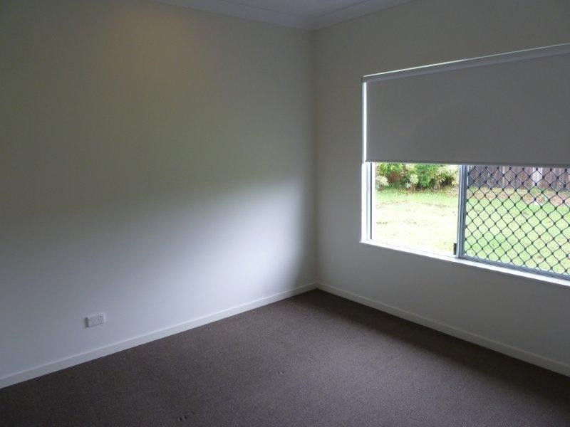 22 Seaways Street, Trinity Beach QLD 4879