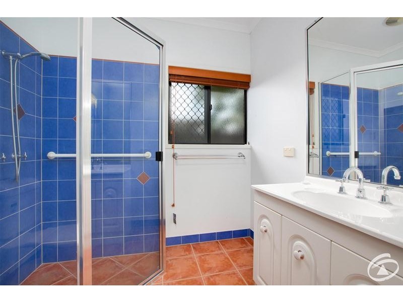 17 St Albans Close, Brinsmead QLD 4870