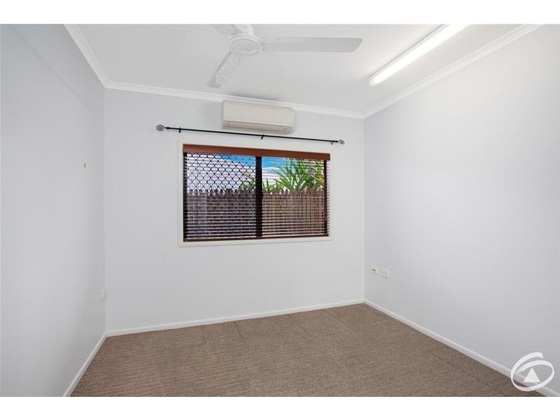 17 St Albans Close, Brinsmead QLD 4870