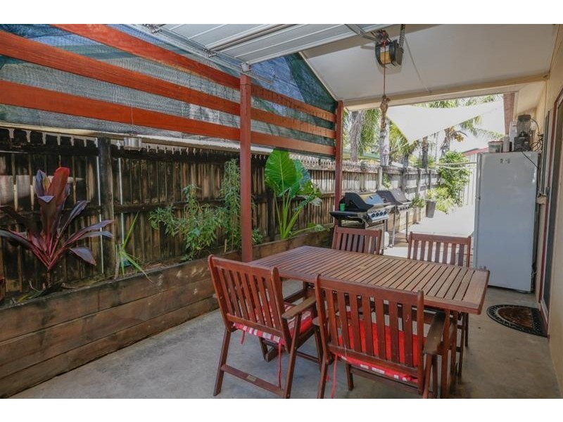 10 Ferngully Street, White Rock QLD 4868