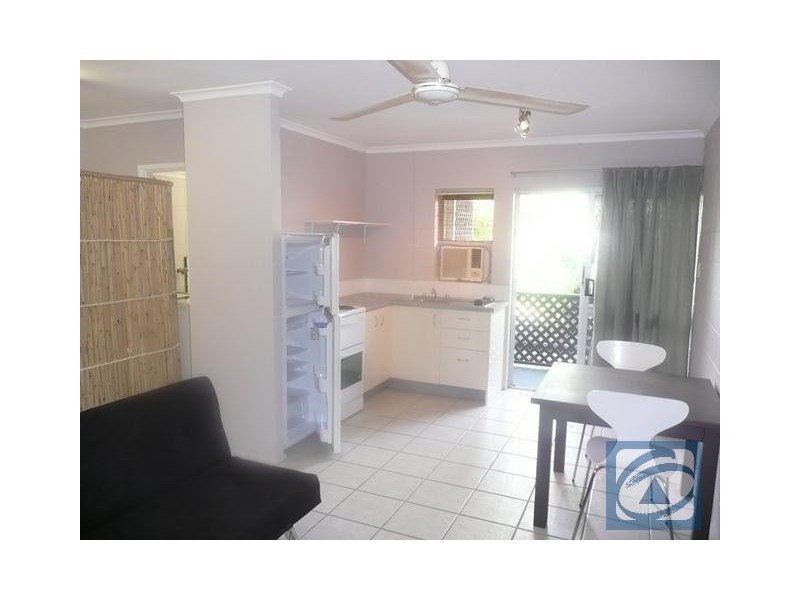 2/58 Woodward Street, Edge Hill QLD 4870