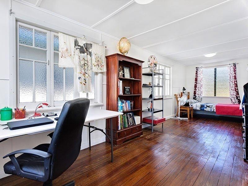 45 Macnamara Street, Manunda QLD 4870