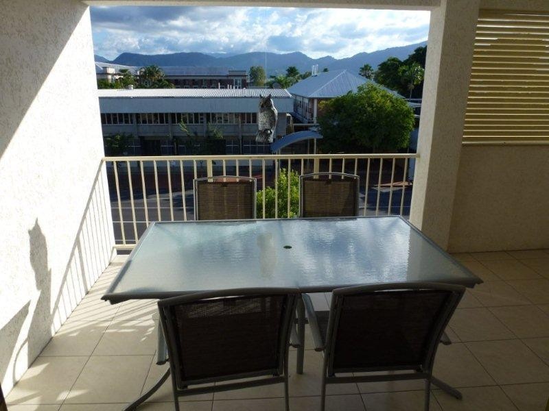 12B/210 Grafton  Street, Cairns QLD 4870