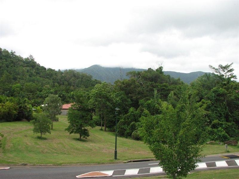 3 Wheeler Court, Brinsmead QLD 4870