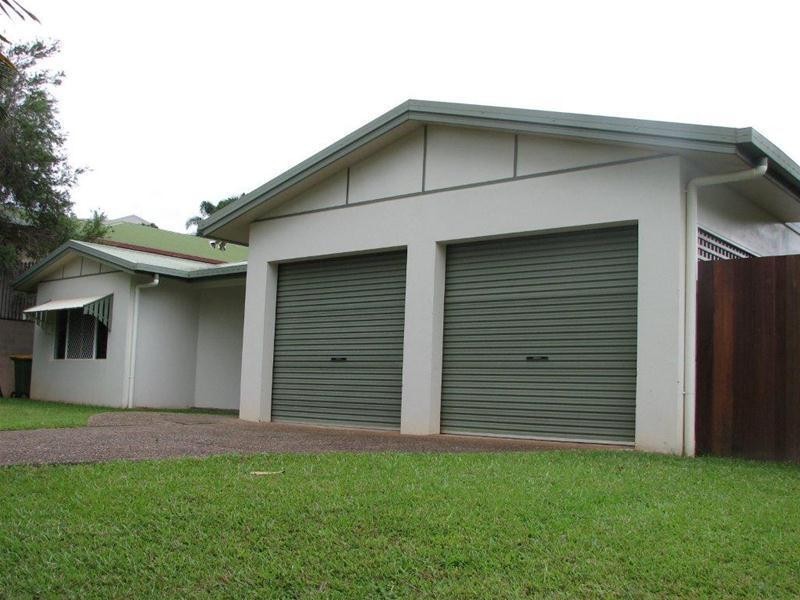 3 Wheeler Court, Brinsmead QLD 4870
