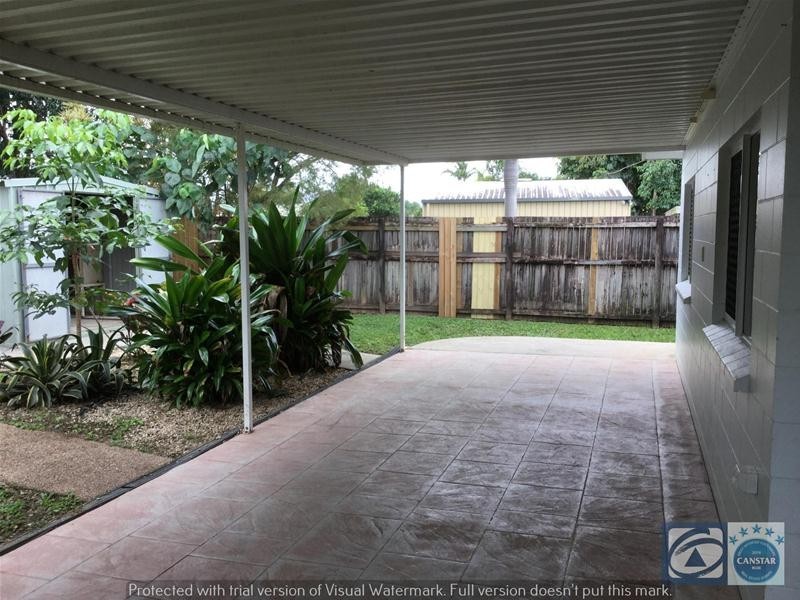 8 Fishburn Street, Bentley Park QLD 4869