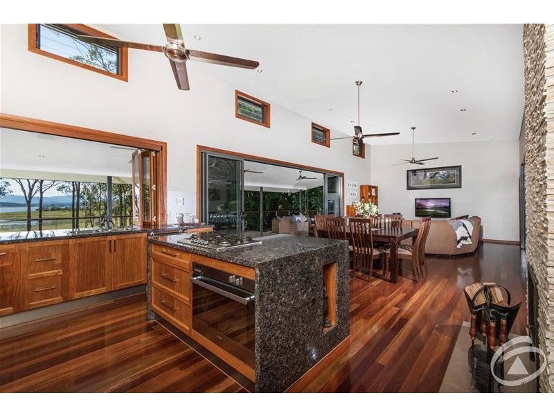 14 Allumbah Drive, Yungaburra QLD 4884