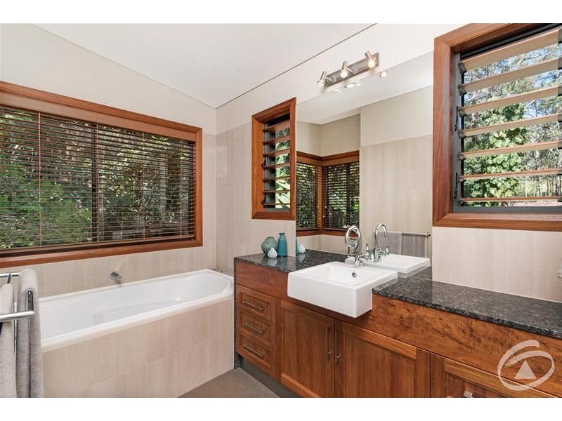 14 Allumbah Drive, Yungaburra QLD 4884