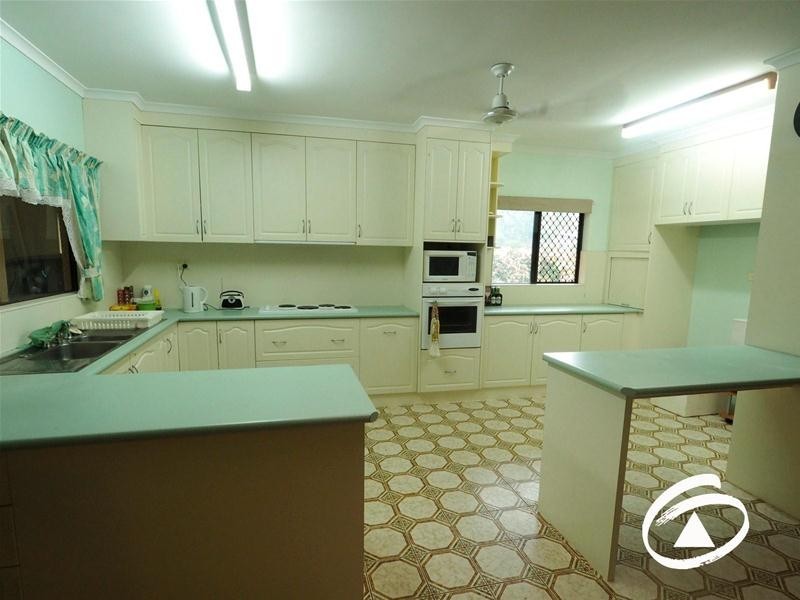 31 Scenic Street, Bayview Heights QLD 4868