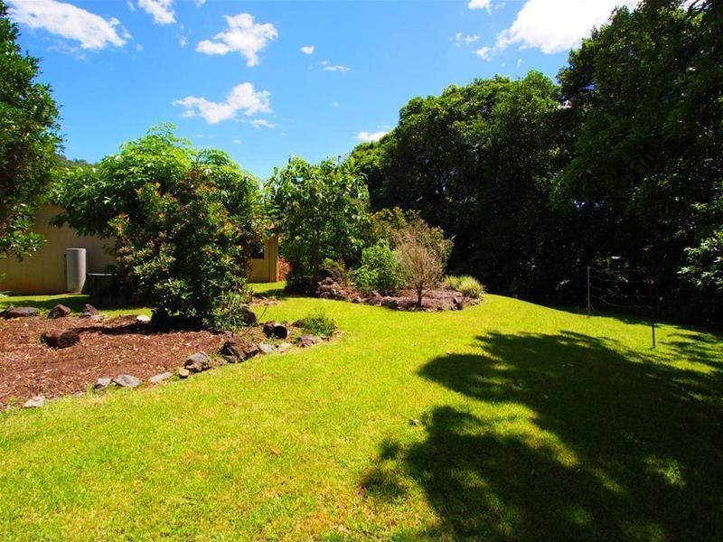 6 Sailfish Close, Kanimbla QLD 4870
