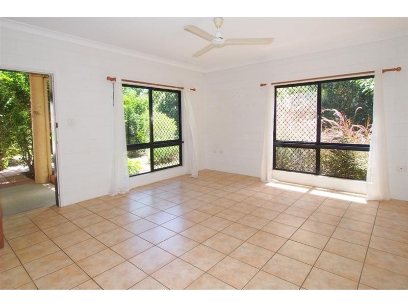6 Sailfish Close, Kanimbla QLD 4870