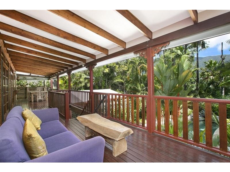 15 Granite Close, Brinsmead QLD 4870