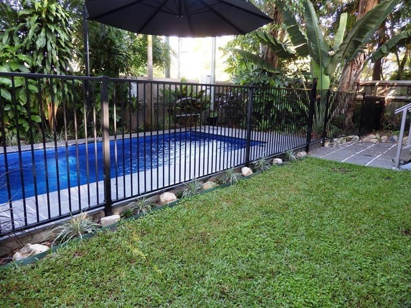 96 Christensen Street, Machans Beach QLD 4878