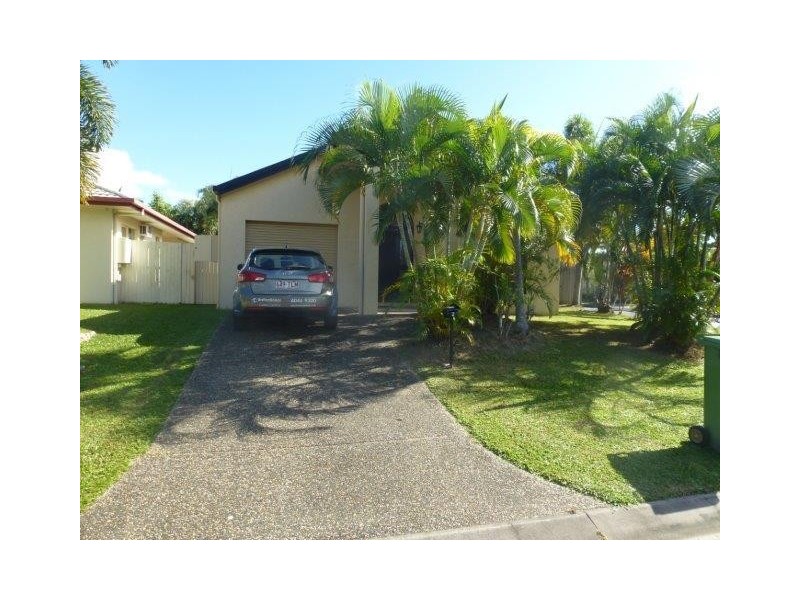 2 Bells Close, Kewarra Beach QLD 4879