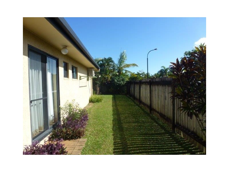 2 Bells Close, Kewarra Beach QLD 4879