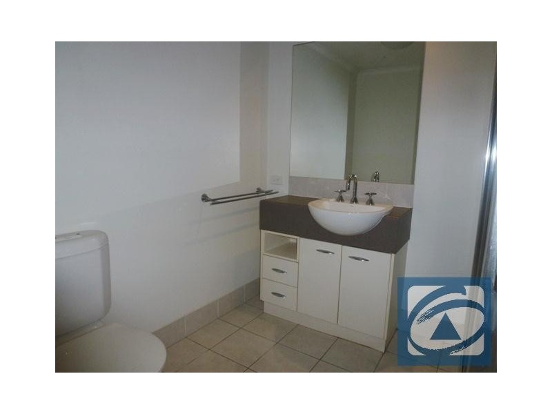 8/164 Spence Street, Cairns City QLD 4870