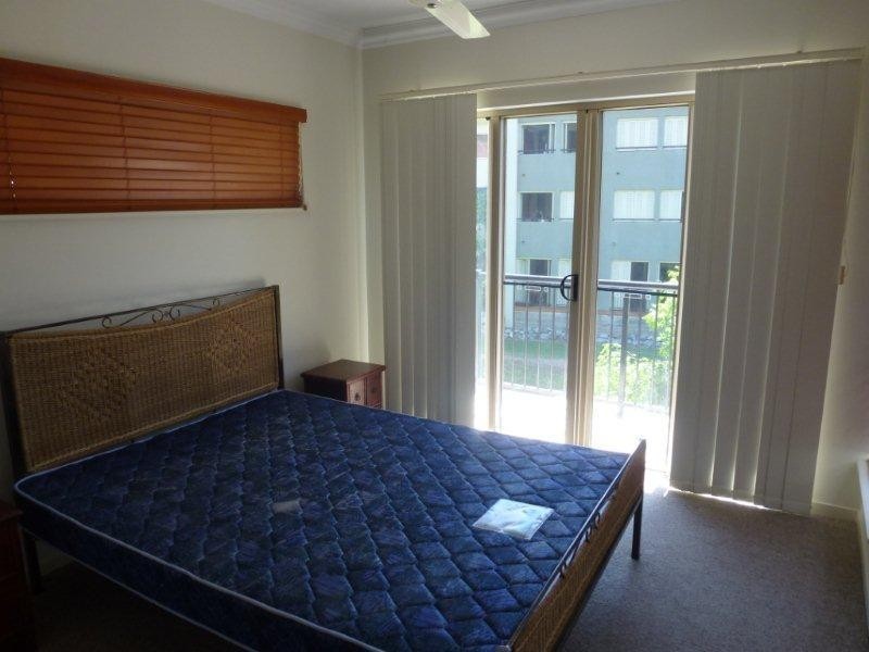 1404/22 Clifton Road, Clifton Beach QLD 4879