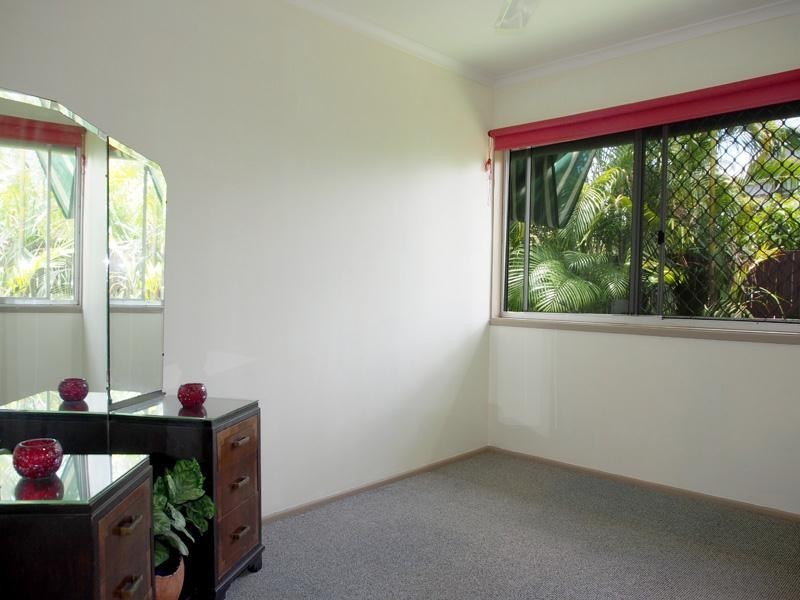 11 Rollinia Close, Manoora QLD 4870