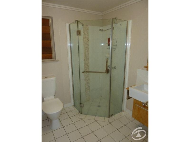 110/1 Maytown Close, Manoora QLD 4870